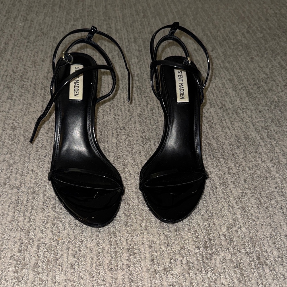 Steve Madden Glossy Black Heels